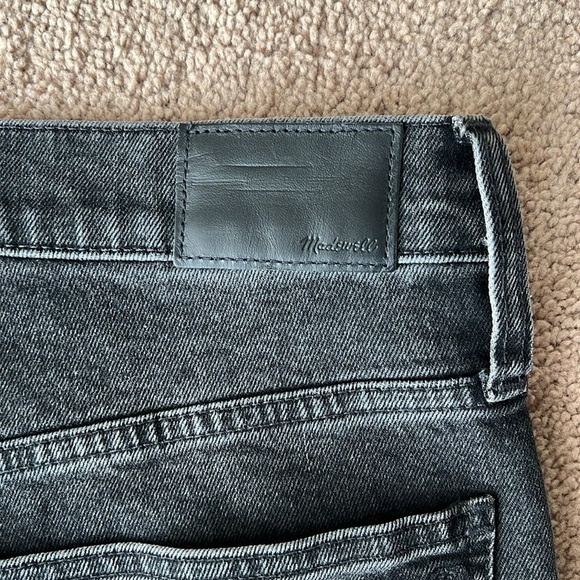 Madewell 90s High-Rise Bootcut Jeans in Lindale Wash Black - Picture 8 of 13